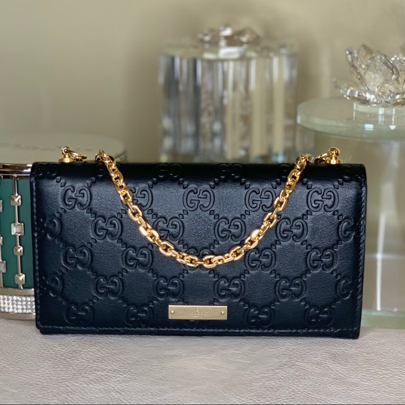 Gucci Handbags - Auth Gucci Guccissima Wallet on a Chain (WOC)